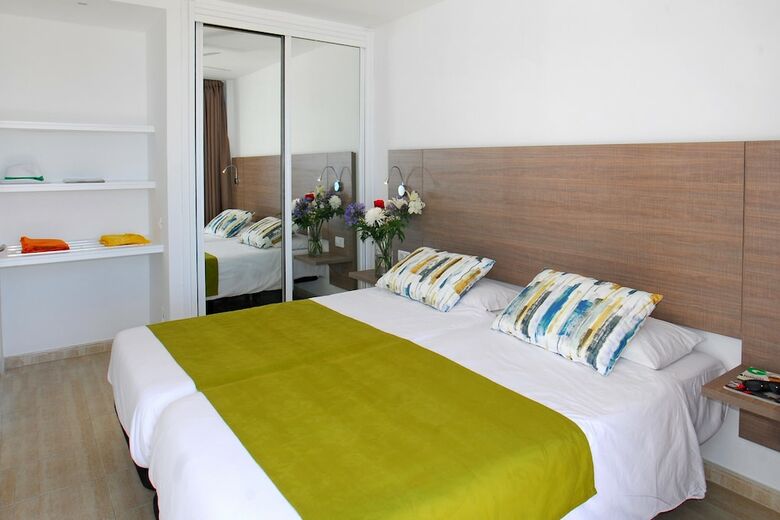 Altamar Aparthotel