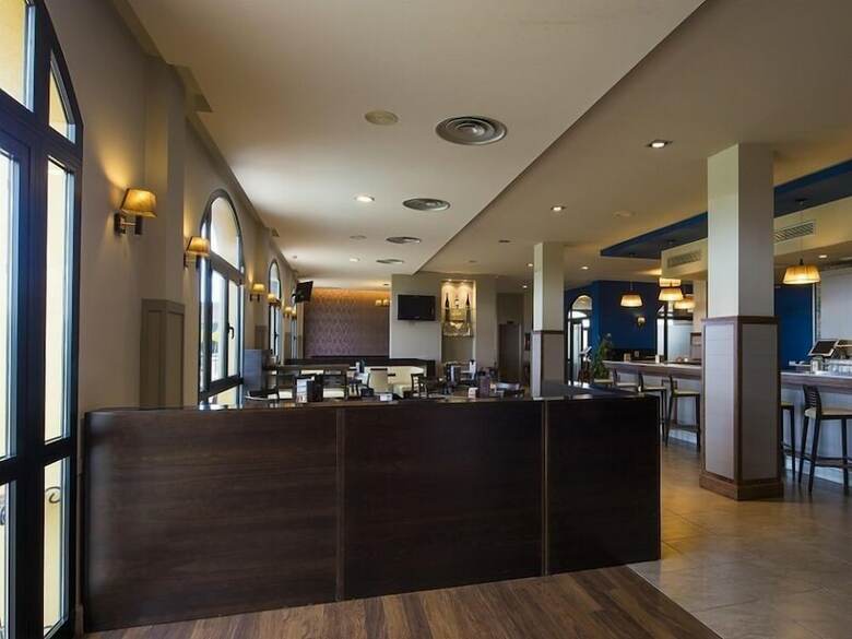 Hotel Cortijo Santa Cruz