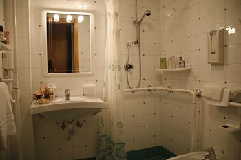 Hotel Leucosya