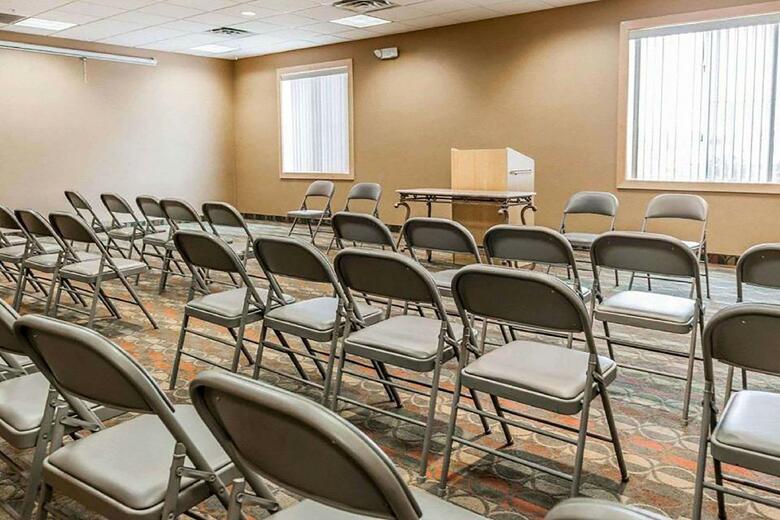 Hotel Quality Inn And Suites East