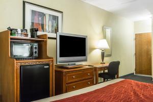 Hotel Comfort Inn & Suites