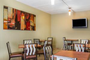 Hotel Comfort Inn & Suites