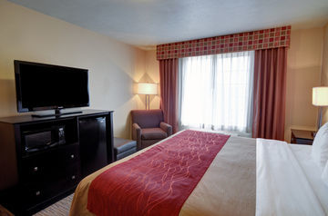 Hotel Comfort Inn & Suites