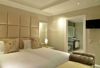 Cape Royal Luxury Hotel & Residence
