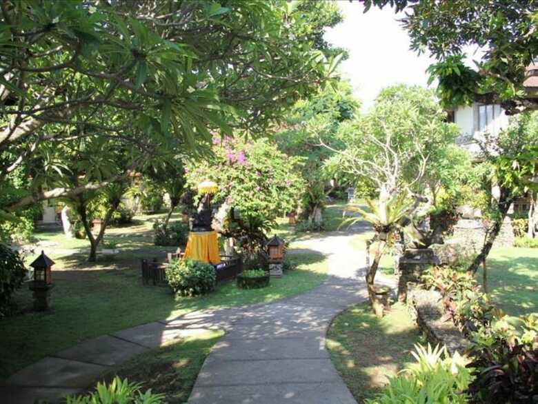 Hotel Besakih Beach Resort