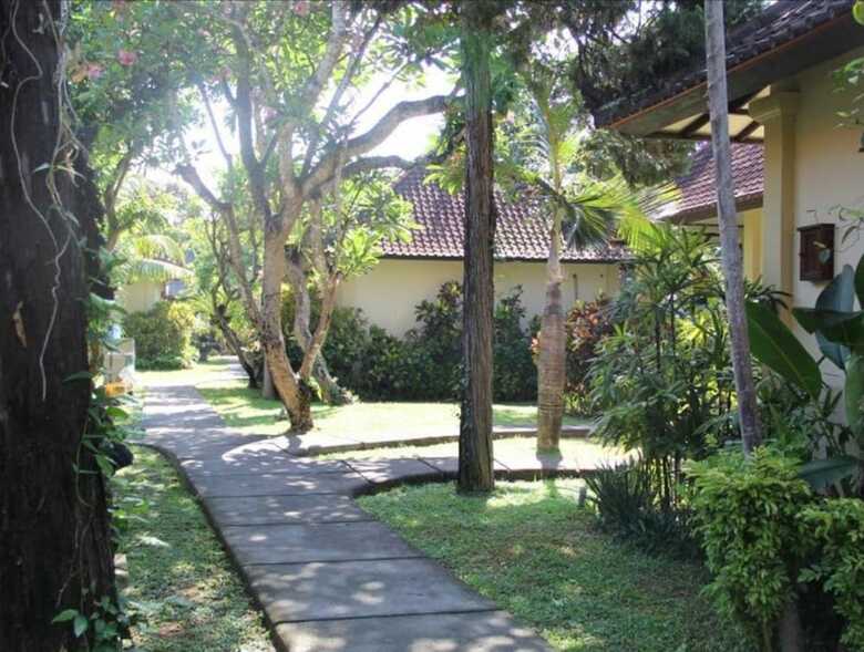 Hotel Besakih Beach Resort