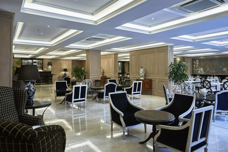 Diplomatic Hotel