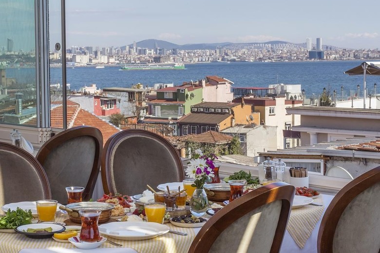Hotel Darussaade Istanbul