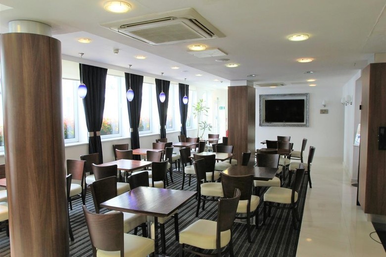 Ambassadors Hotel