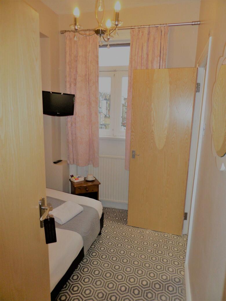Lancaster Court Hotel
