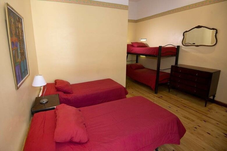 Hostal Milhouse Avenue
