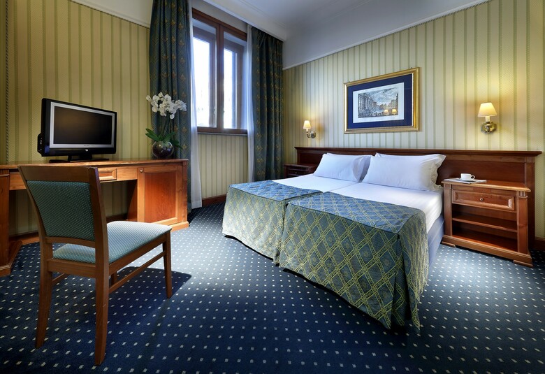 Hotel Exe International Palace