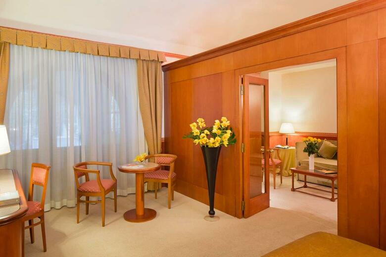 Hotel Starhotels Majestic