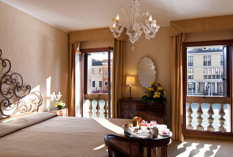 Hotel Continental, Bw Premier Collection