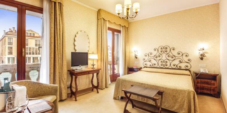 Hotel Continental, Bw Premier Collection