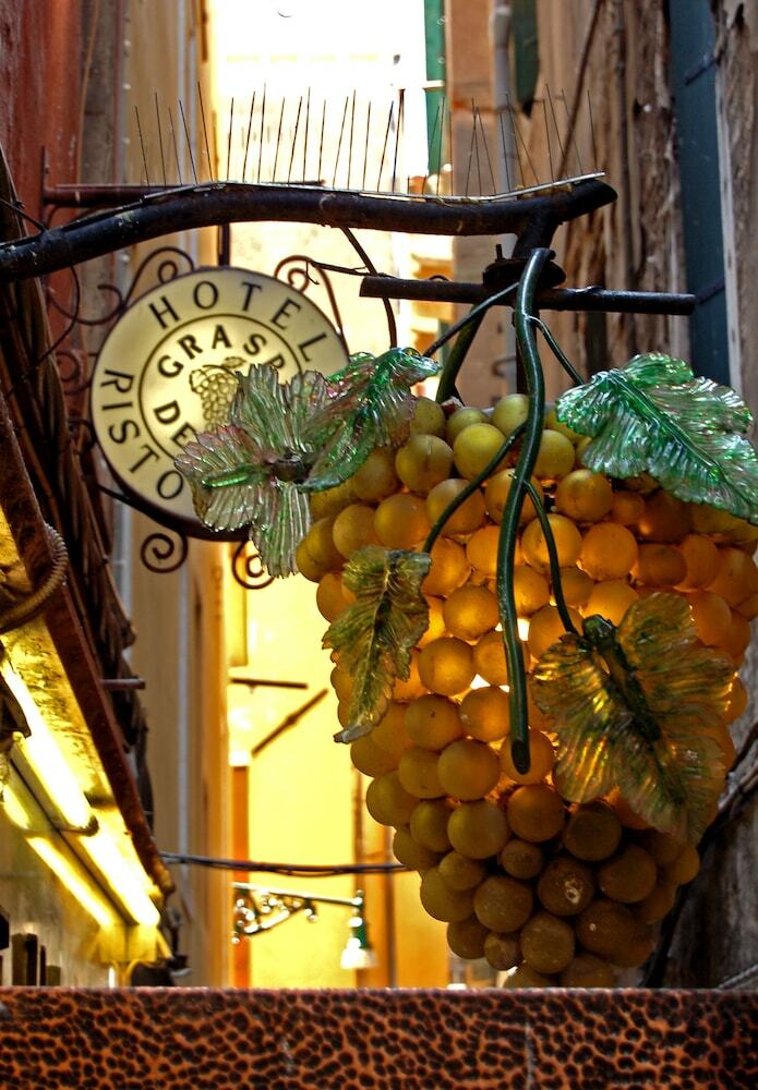 Hotel Graspo De Ua
