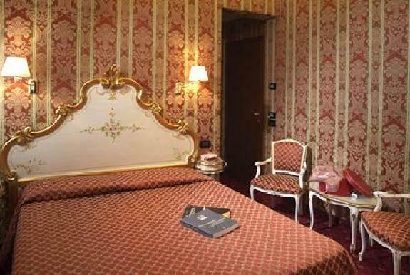 Hotel Graspo De Ua