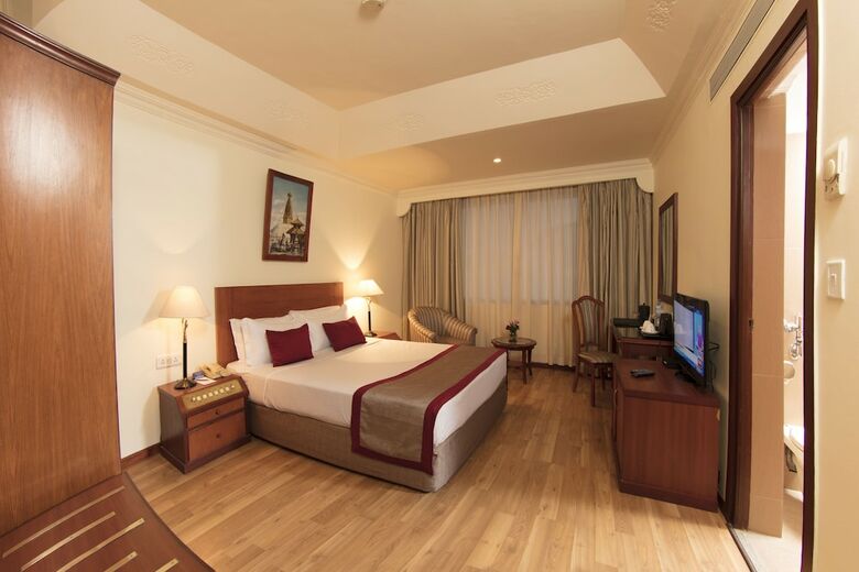 Hotel Royal Singi
