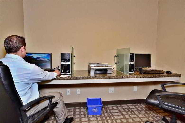 Best Western Wine Country Hotel & Suites