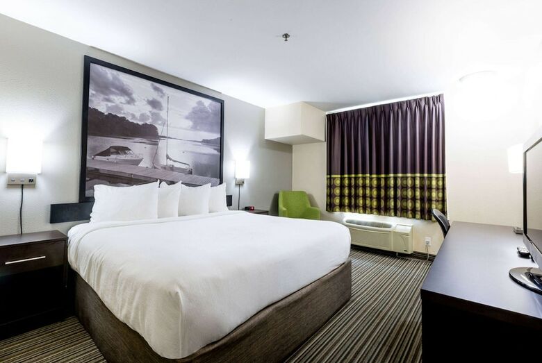 Hotel Super 8 Truro