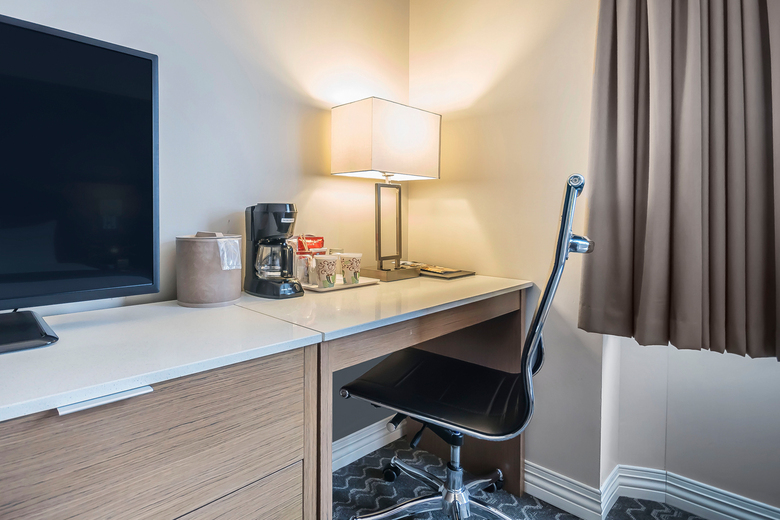 Coast Vancouver Airport Hotel