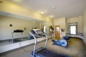 Best Western Plus Bass Hotel & Suites