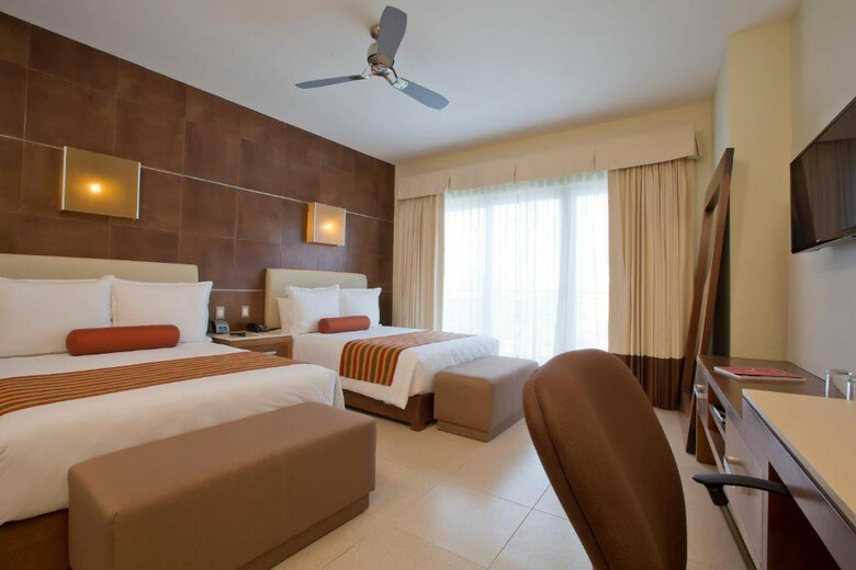 Hotel Krystal Urban Canc�n-malec�n