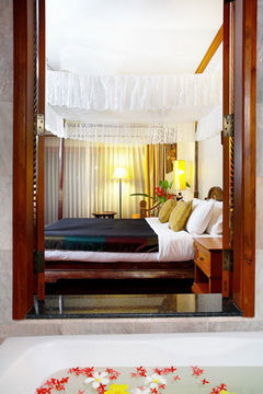 Hotel Thai Village Resort