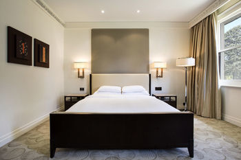 Hyatt Hotel Canberra A Park Hy