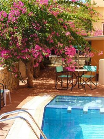 Hotel Elotia