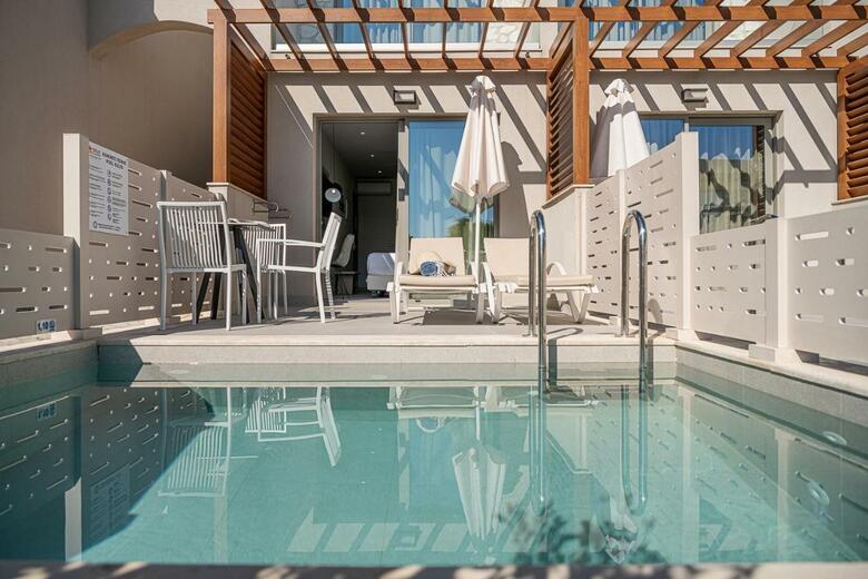 Sirios Village Hotel & Bungalows