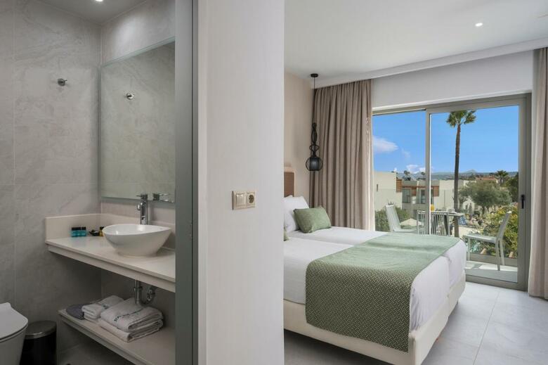 Sirios Village Hotel & Bungalows