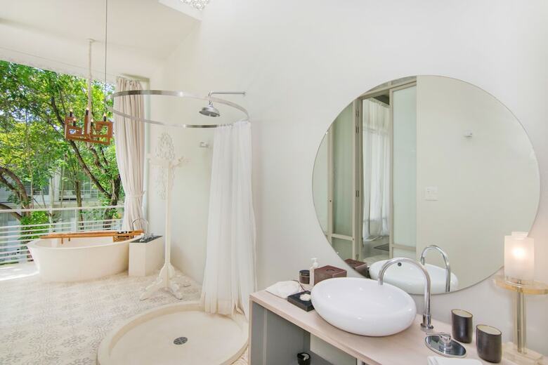 Hotel Sala Phuket Resort & Spa