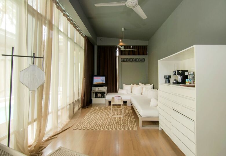 Hotel Sala Phuket Resort & Spa