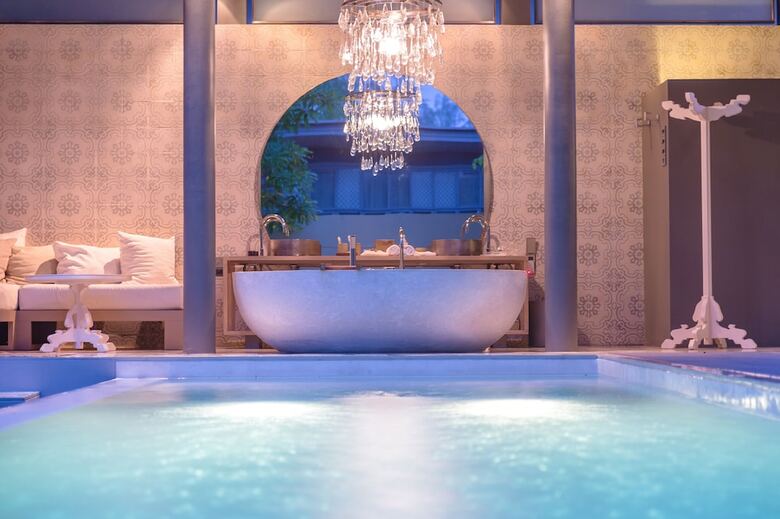 Hotel Sala Phuket Resort & Spa