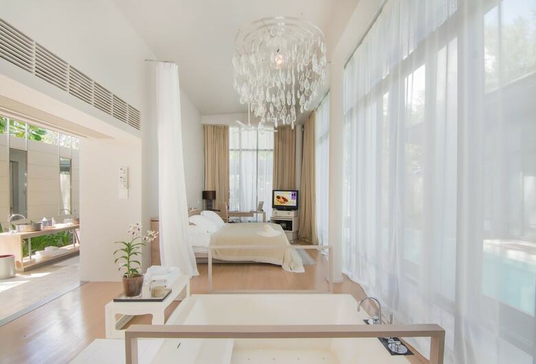 Hotel Sala Phuket Resort & Spa