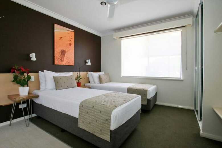 Hotel Margarets Beach Resort