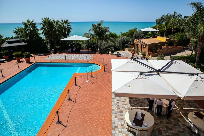 Hotel Baia Di Ulisse Wellness & Spa