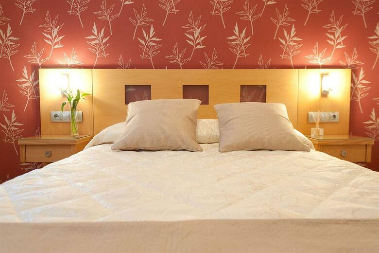 Hostal Abami II
