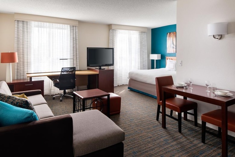 Hotel Residence Inn Hughes Center