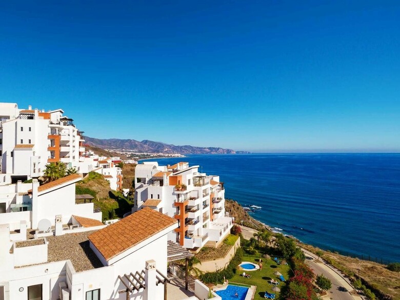 Apartamentos Ol�e Nerja Holiday Rentals By Fuerte Group