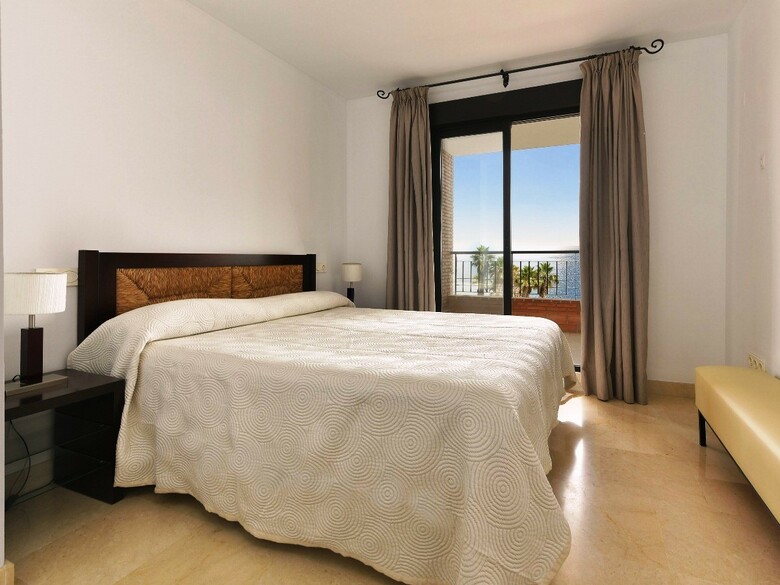Apartamentos Ol�e Nerja Holiday Rentals By Fuerte Group