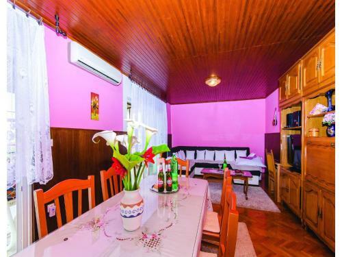 Apartment Kastel Stari With Sea View XII