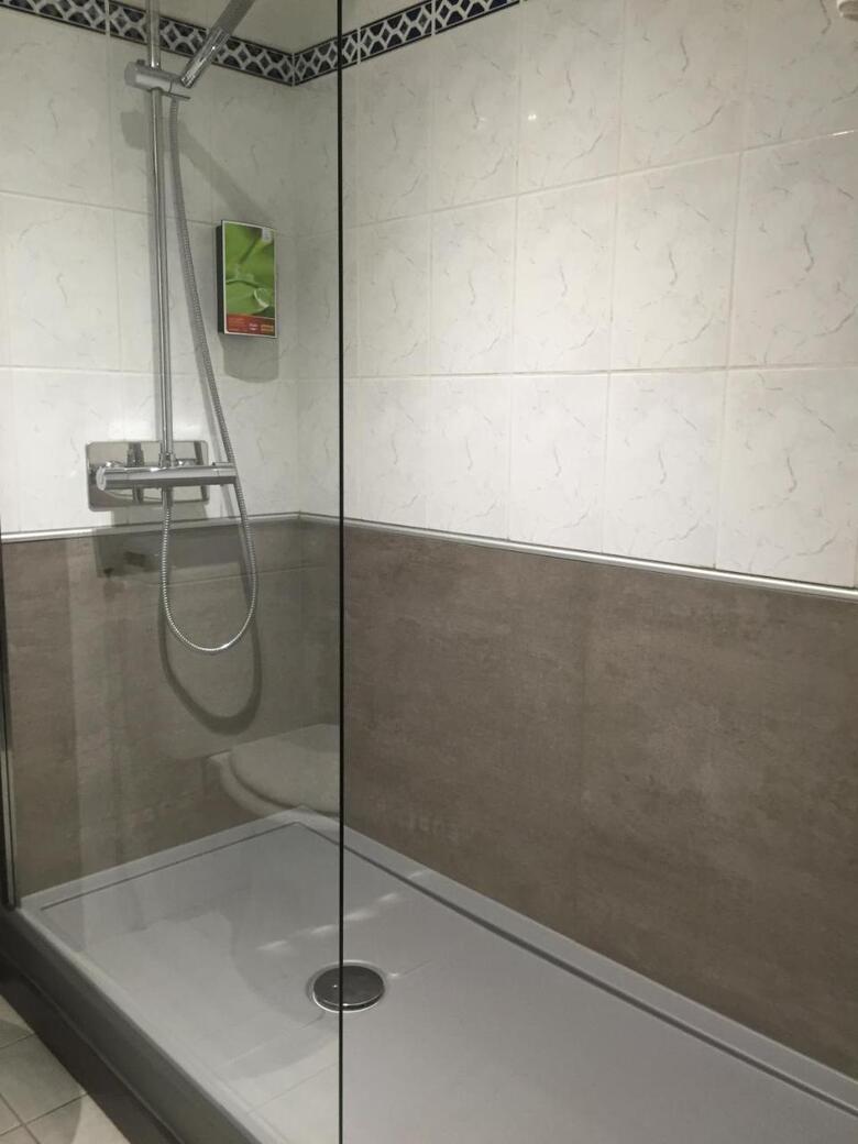 Brit Hotel Confort Nevers Centre Gare