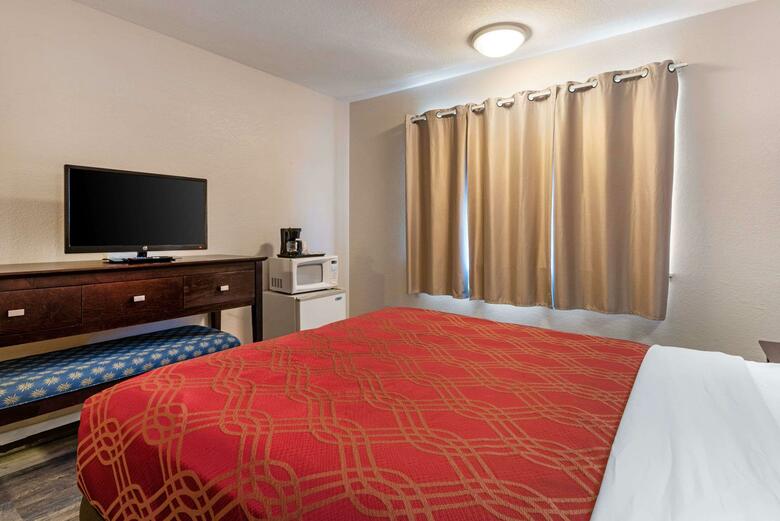 Hotel Econo Lodge Bay Breeze