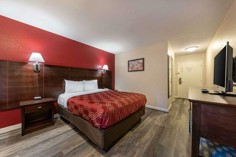 Hotel Econo Lodge Bay Breeze