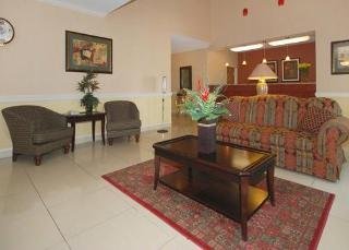 Hotel Comfort Suites West