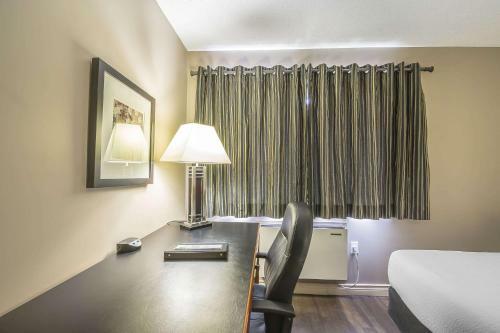 Hotel Quality Inn West Harvest