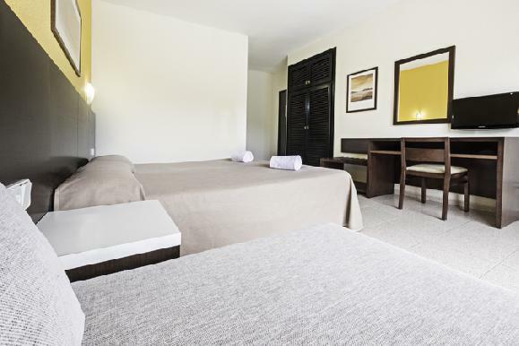 Hotel Azuline Mar Amantis I&ii