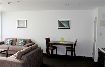 Hotel Chifley Suites Auckland